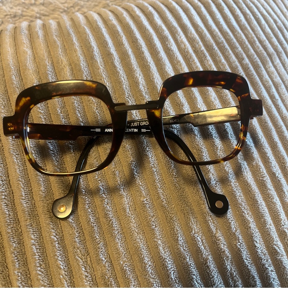 Anne et Valentin  Just grove The Frame only  Tortoise